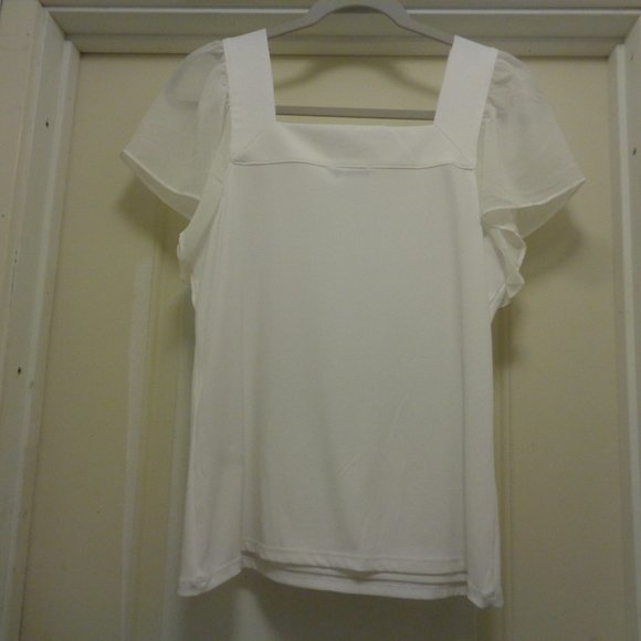 Calvin Klein Tops - GIRLIE GIRL CALVIN KLEIN ROMANCE WHITE KNIT FLUFF BLOUSE SP
